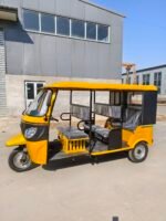 Three-row gasoline tuktuk - Image 3