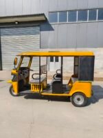 Three-row gasoline tuktuk - Image 4