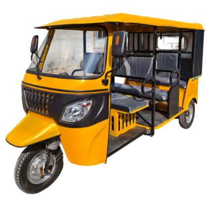 Three-row gasoline tuktuk