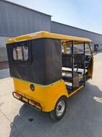 Three-row gasoline tuktuk - Image 7