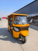 Upgrade 200cc three-row gasoline tuktuk - Image 11