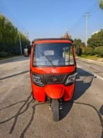 Three-row electric tuktuk - Image 6