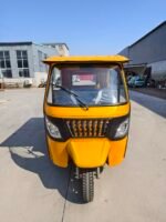 Upgrade 200cc three-row gasoline tuktuk - Image 12